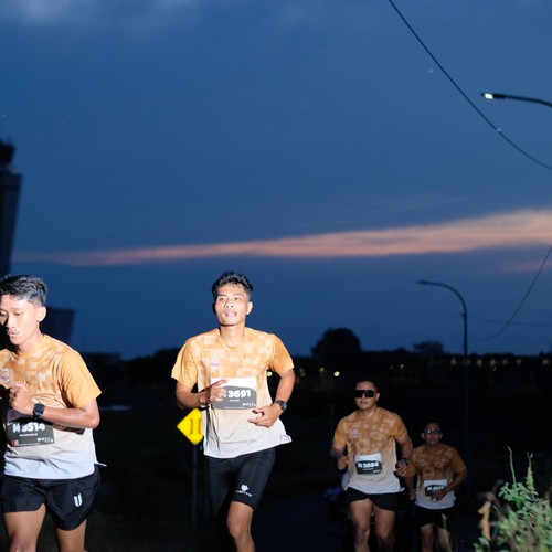 Race photo from KEDIRI HALF MARATHON 2026