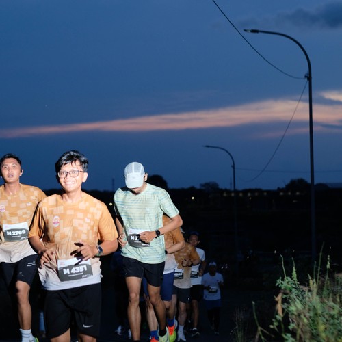 Race photo from KEDIRI HALF MARATHON 2026