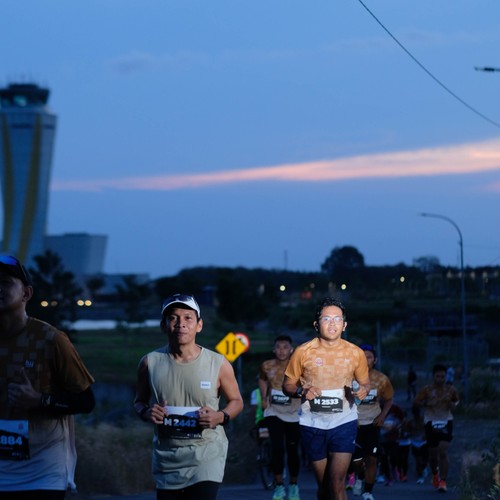 Race photo from KEDIRI HALF MARATHON 2026