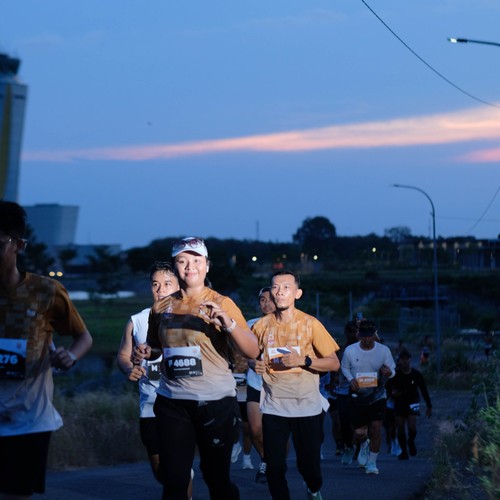 Race photo from KEDIRI HALF MARATHON 2026