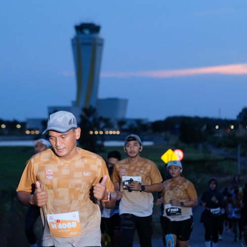 Race photo from KEDIRI HALF MARATHON 2026