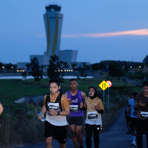 Race photo from KEDIRI HALF MARATHON 2026