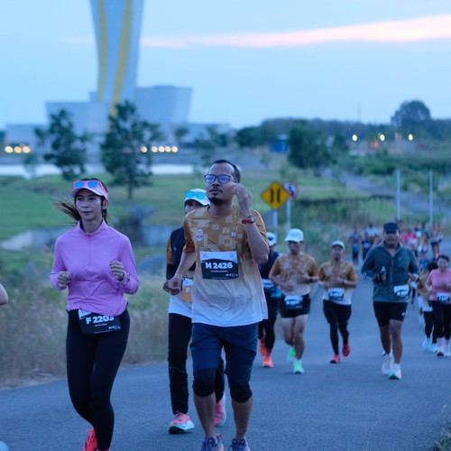Race photo from KEDIRI HALF MARATHON 2026