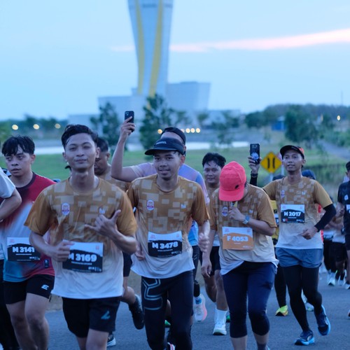 Race photo from KEDIRI HALF MARATHON 2026