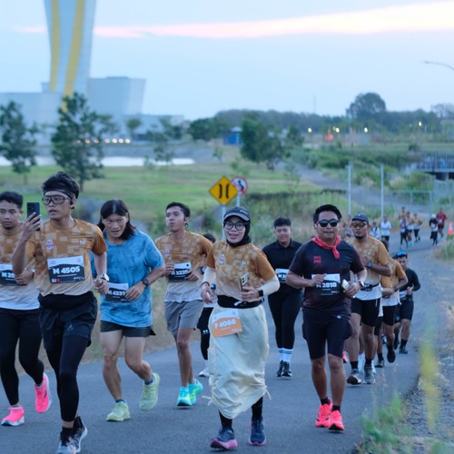 Race photo from KEDIRI HALF MARATHON 2026