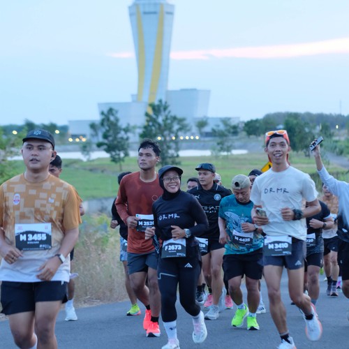 Race photo from KEDIRI HALF MARATHON 2026