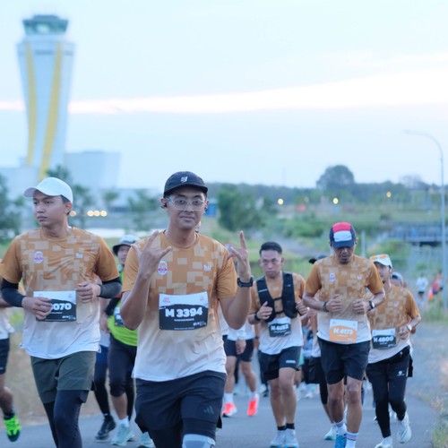 Race photo from KEDIRI HALF MARATHON 2026