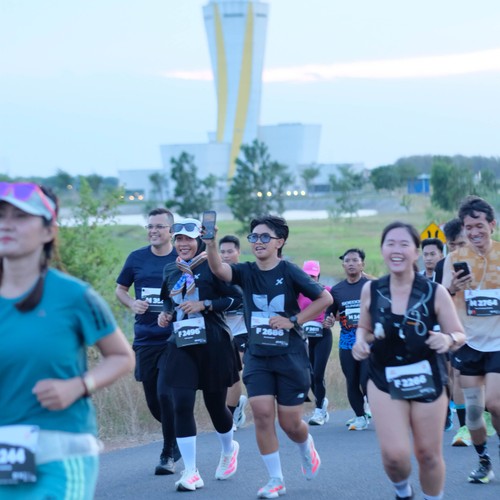 Race photo from KEDIRI HALF MARATHON 2026