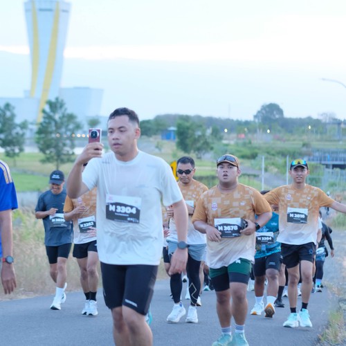 Race photo from KEDIRI HALF MARATHON 2026