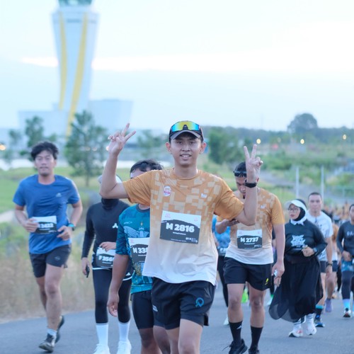 Race photo from KEDIRI HALF MARATHON 2026