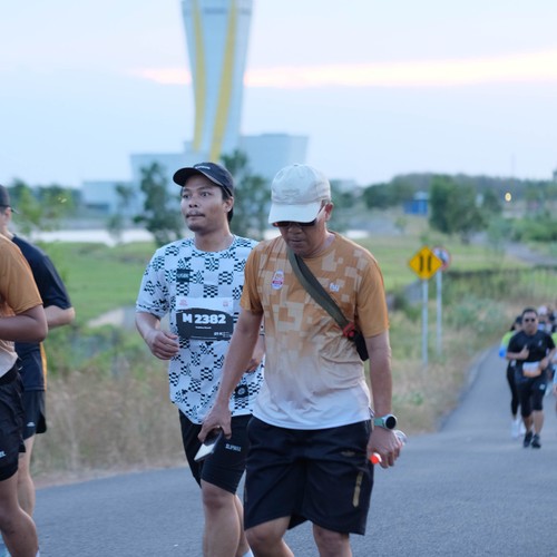 Race photo from KEDIRI HALF MARATHON 2026