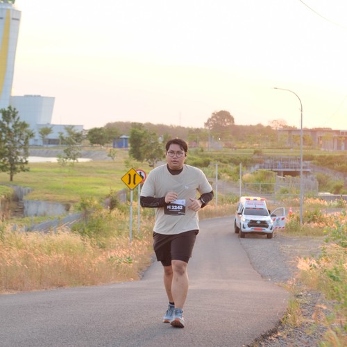 Race photo from KEDIRI HALF MARATHON 2026