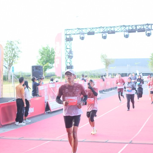 Race photo from KEDIRI HALF MARATHON 2026