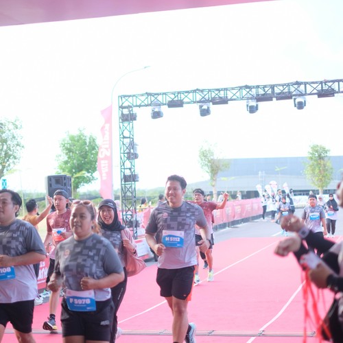 Race photo from KEDIRI HALF MARATHON 2026