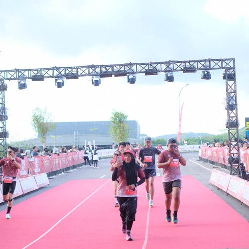 Race photo from KEDIRI HALF MARATHON 2026
