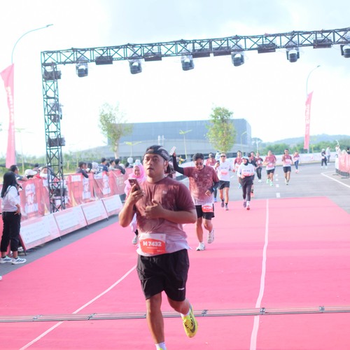 Race photo from KEDIRI HALF MARATHON 2026