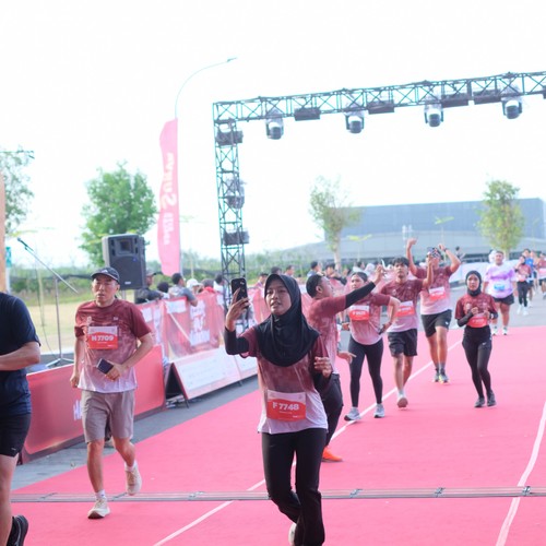 Race photo from KEDIRI HALF MARATHON 2026