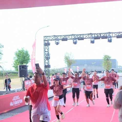 Race photo from KEDIRI HALF MARATHON 2026