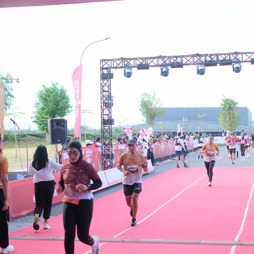 Race photo from KEDIRI HALF MARATHON 2026