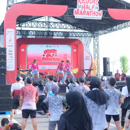 Race photo from KEDIRI HALF MARATHON 2026