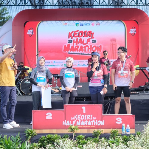 Race photo from KEDIRI HALF MARATHON 2026