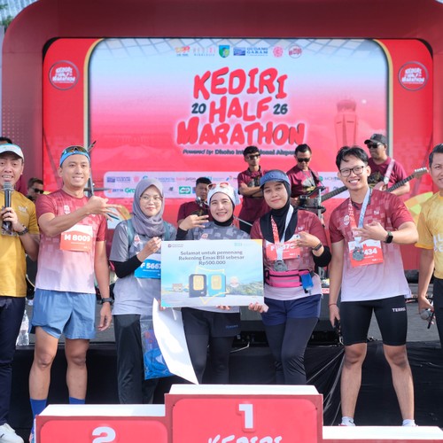 Race photo from KEDIRI HALF MARATHON 2026