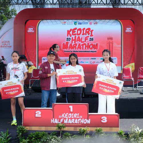 Race photo from KEDIRI HALF MARATHON 2026