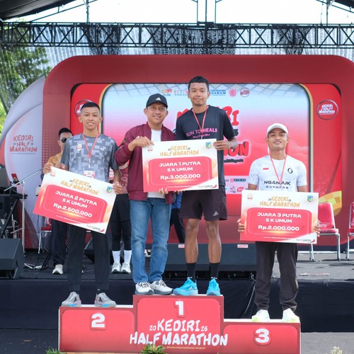 Race photo from KEDIRI HALF MARATHON 2026