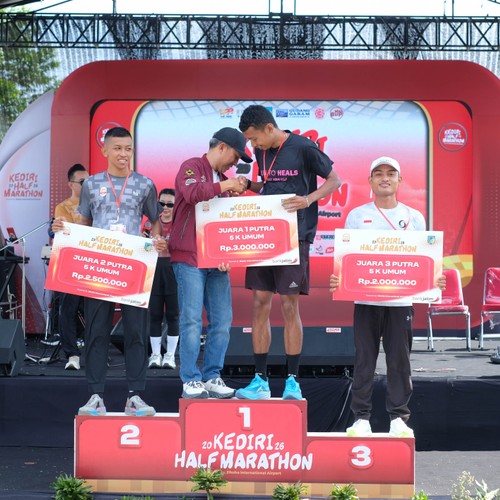 Race photo from KEDIRI HALF MARATHON 2026