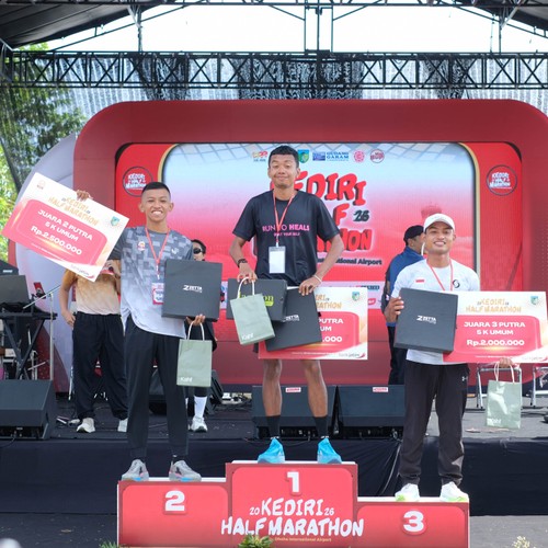 Race photo from KEDIRI HALF MARATHON 2026