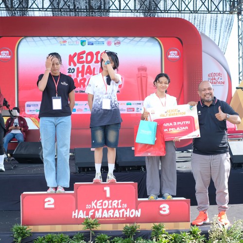 Race photo from KEDIRI HALF MARATHON 2026