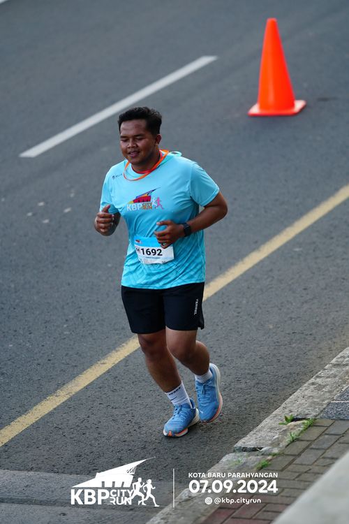 Race photo from KBP City Run 2024