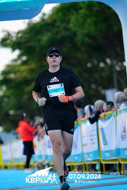 Race photo from KBP City Run 2024