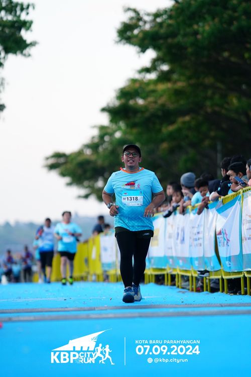 Race photo from KBP City Run 2024