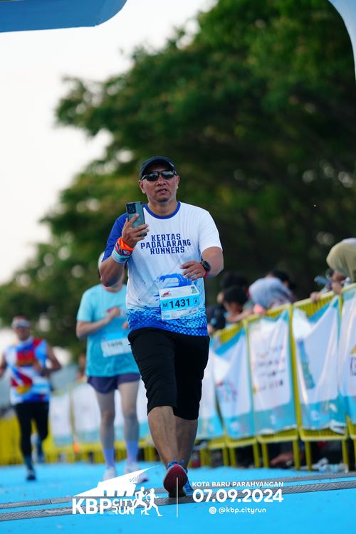 Race photo from KBP City Run 2024