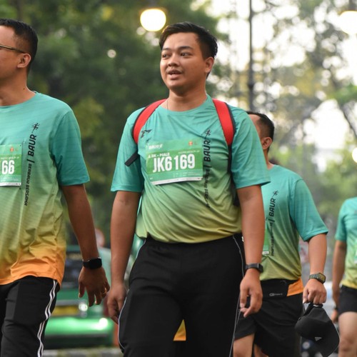 Race photo from BAUR RUN 2025