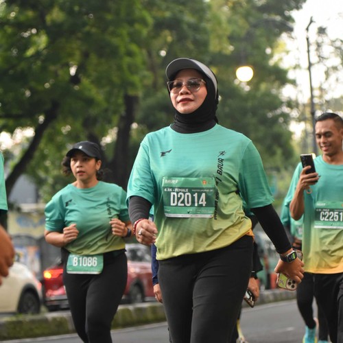 Race photo from BAUR RUN 2025