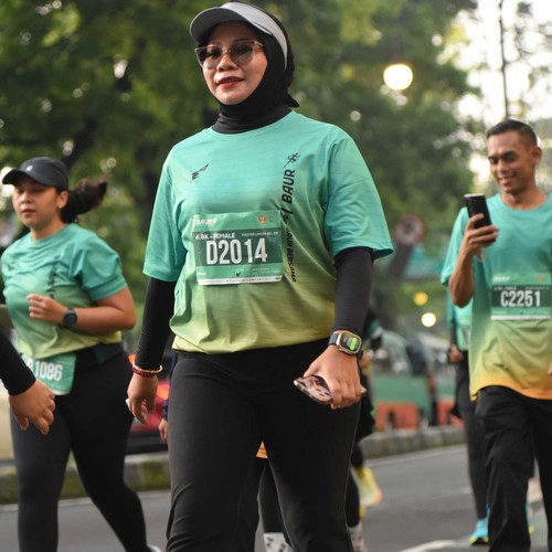 Race photo from BAUR RUN 2025