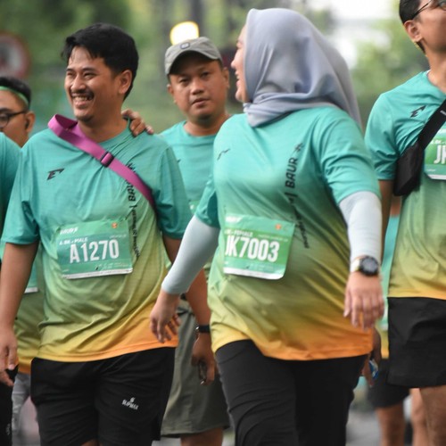 Race photo from BAUR RUN 2025