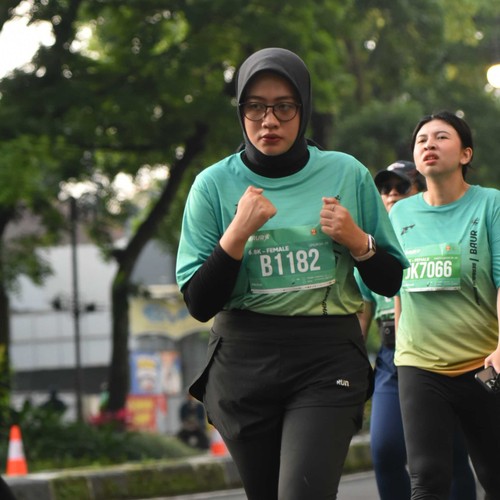 Race photo from BAUR RUN 2025