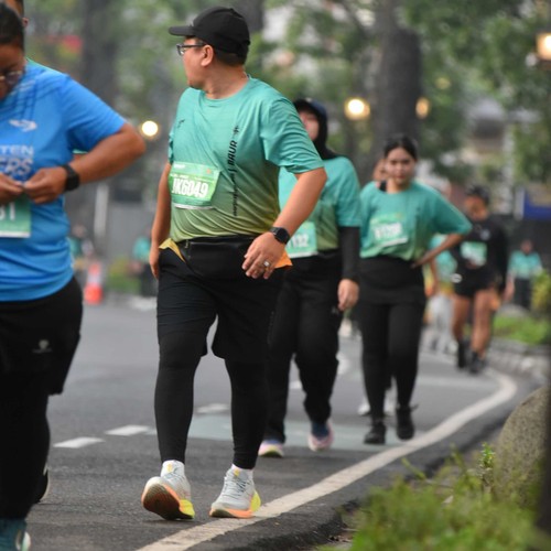Race photo from BAUR RUN 2025