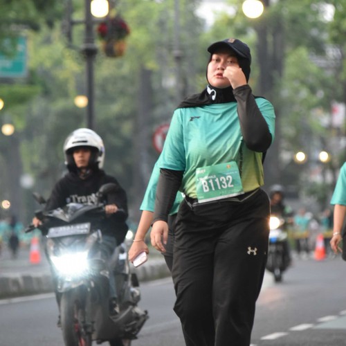 Race photo from BAUR RUN 2025