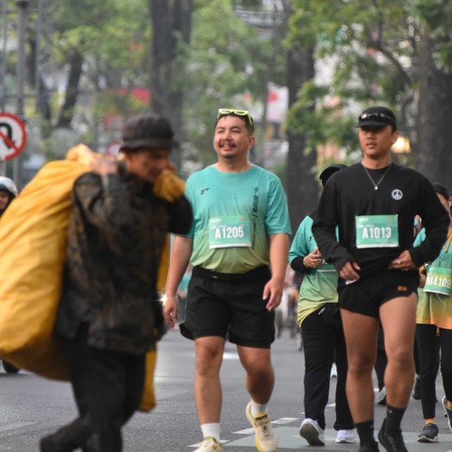 Race photo from BAUR RUN 2025