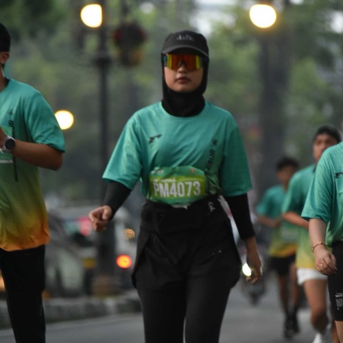 Race photo from BAUR RUN 2025