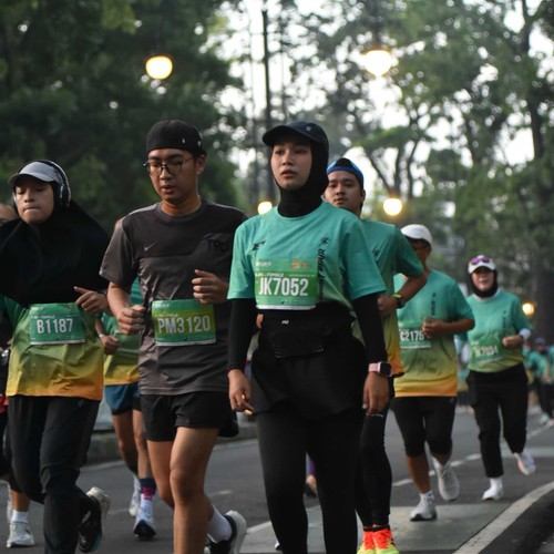 Race photo from BAUR RUN 2025