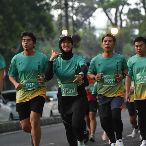 Race photo from BAUR RUN 2025