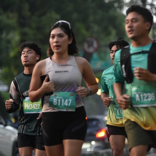 Race photo from BAUR RUN 2025
