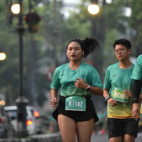 Race photo from BAUR RUN 2025
