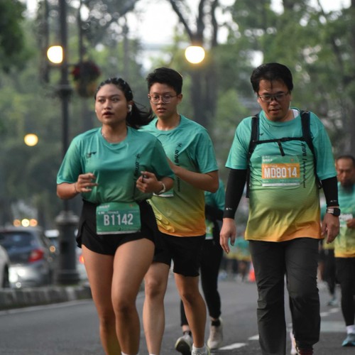 Race photo from BAUR RUN 2025