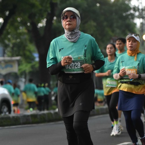 Race photo from BAUR RUN 2025